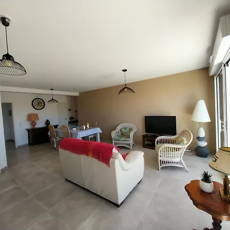 Apartment Superbe T3 Wifi Climatise, Le Sunset Lodge,